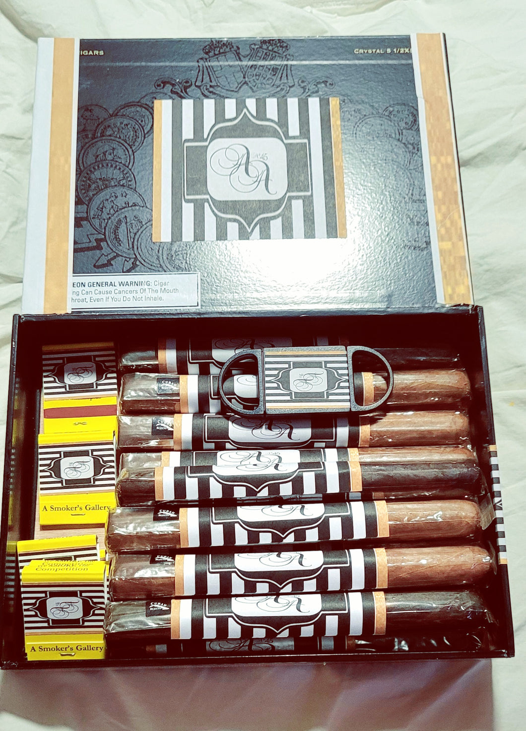 Cigar package